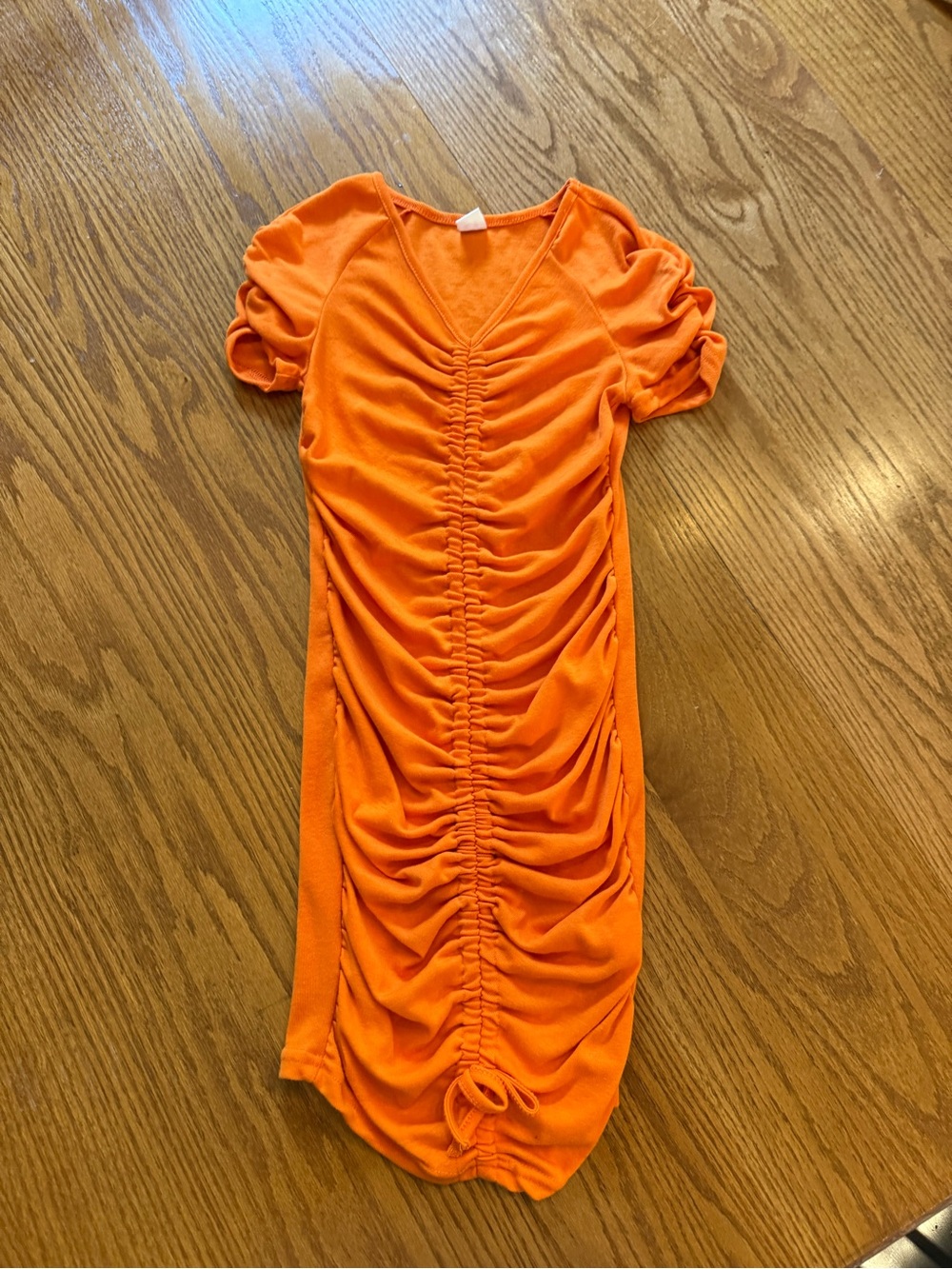 SHEIN Bright Orange Casual Tee